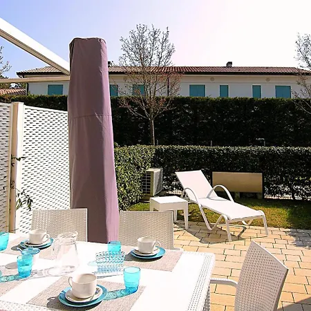 Bosco Dell'Impero Nettuno Apartment Bibione Exterior photo