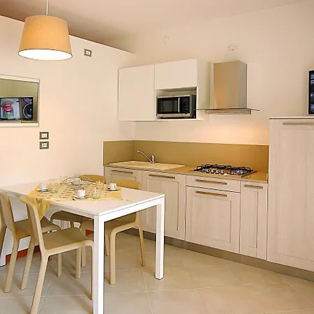 Bosco Dell'Impero Nettuno Apartment Bibione Exterior photo