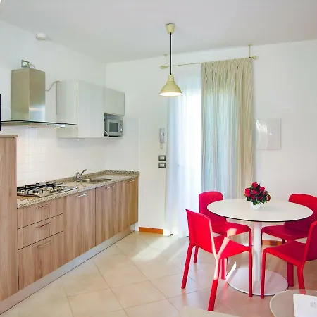 Bosco Dell'Impero Nettuno Apartment Bibione Exterior photo